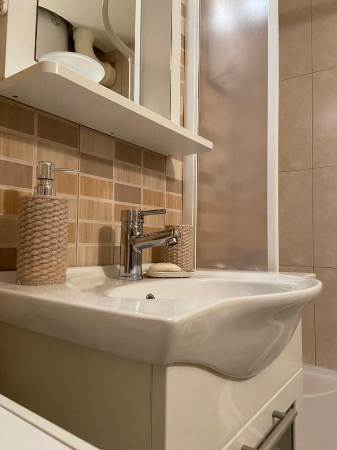 Bella apartment Belgrado Esterno foto